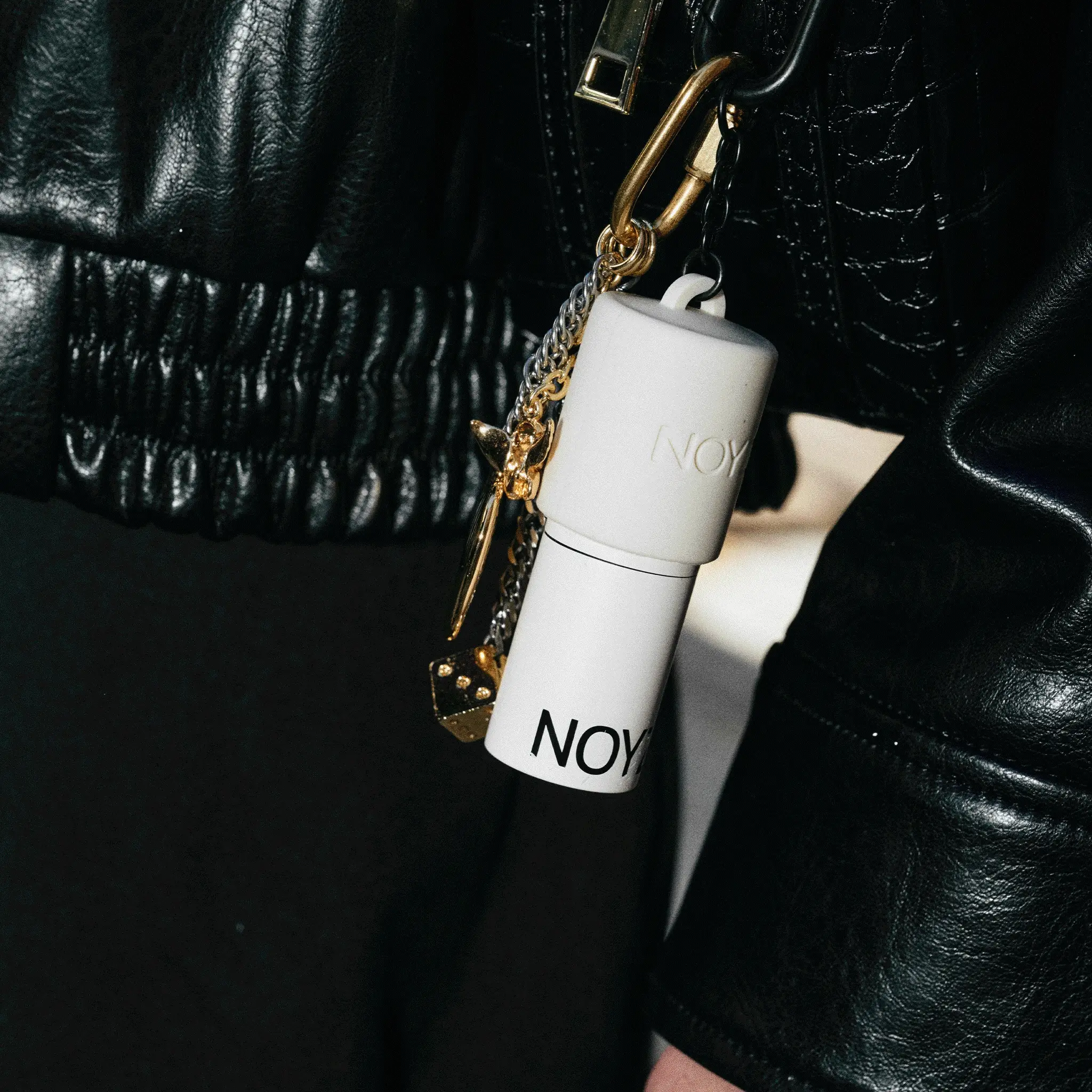 THE SOLID FRAGRANCE SH**TY DAY - Image 6